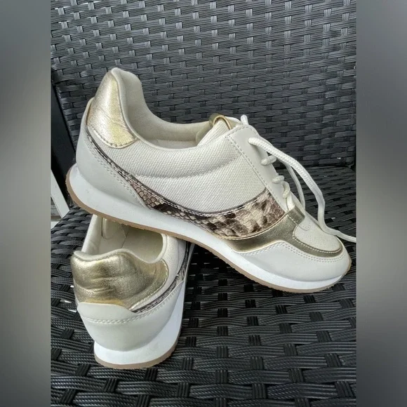 MICHAEL KORS Shoes,Michael Kors Sneakers Size 8.5 - Picture 8 of 16